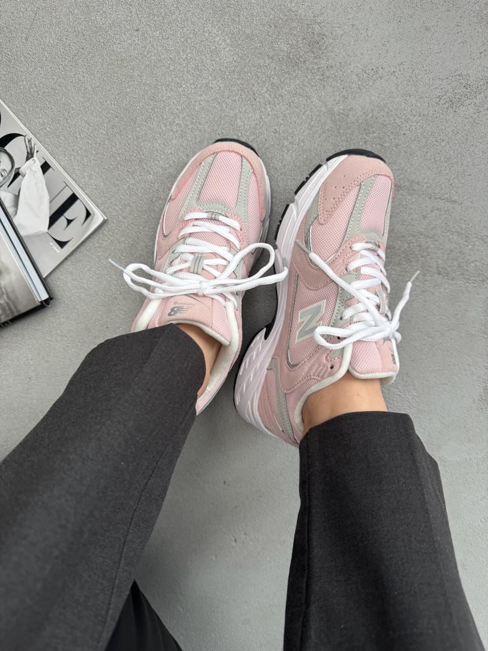 New Balance 530 Pink