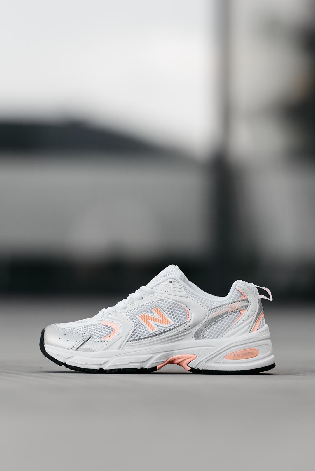 New Balance 530 White Pink