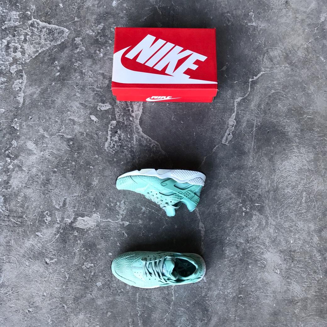 Nike Huarache Mint White 2