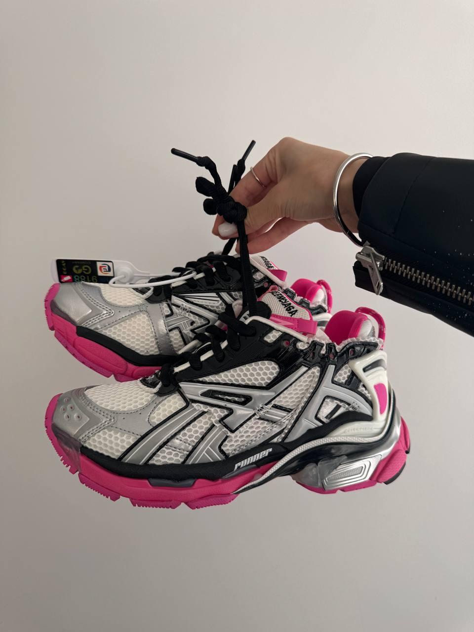 Balenciaga Runner Trainer Black Pink