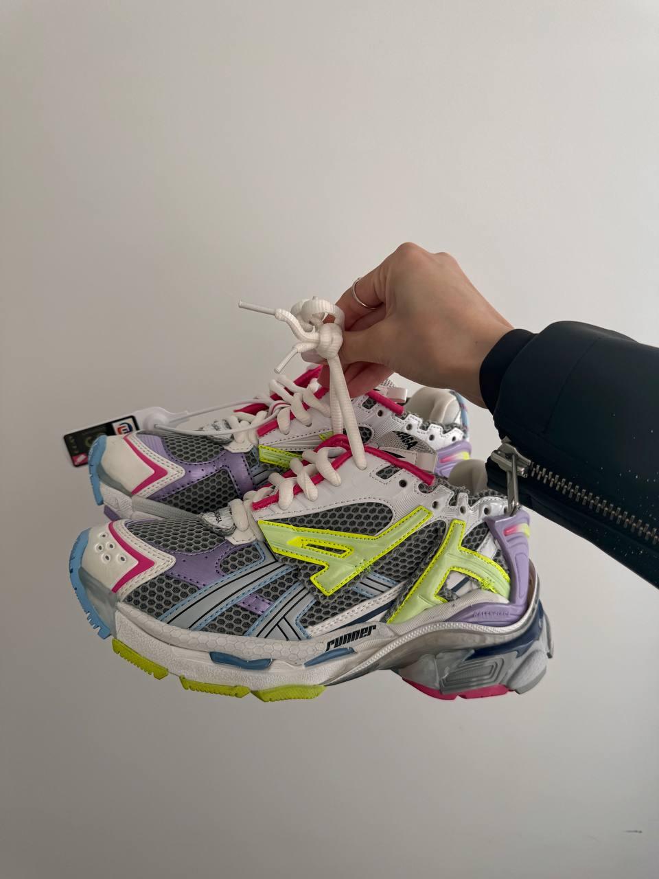 Balenciaga Runner Trainer Grey Green