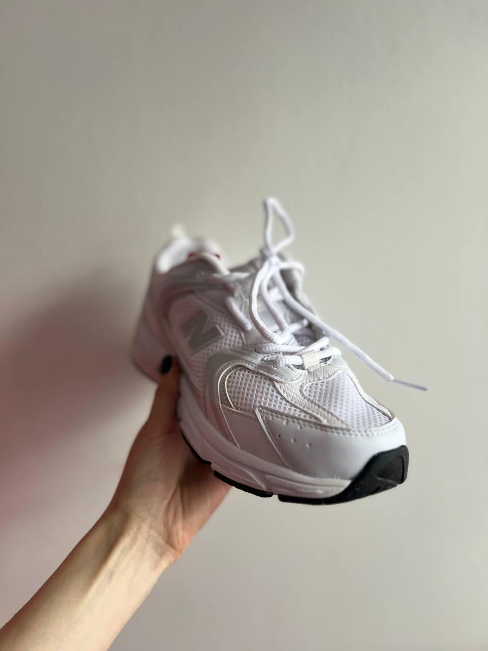 New Balance 530 Full White