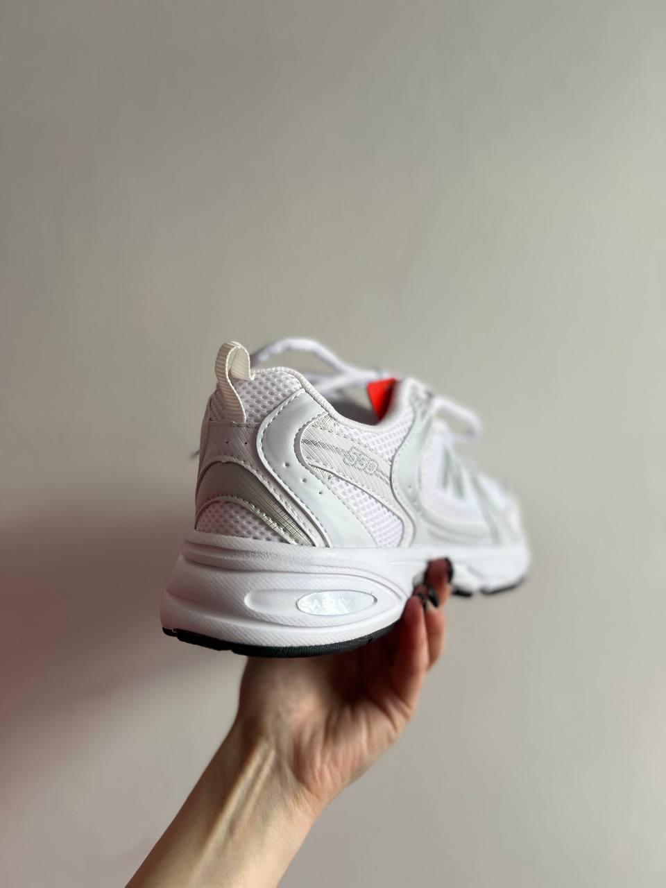 New Balance 530 Full White