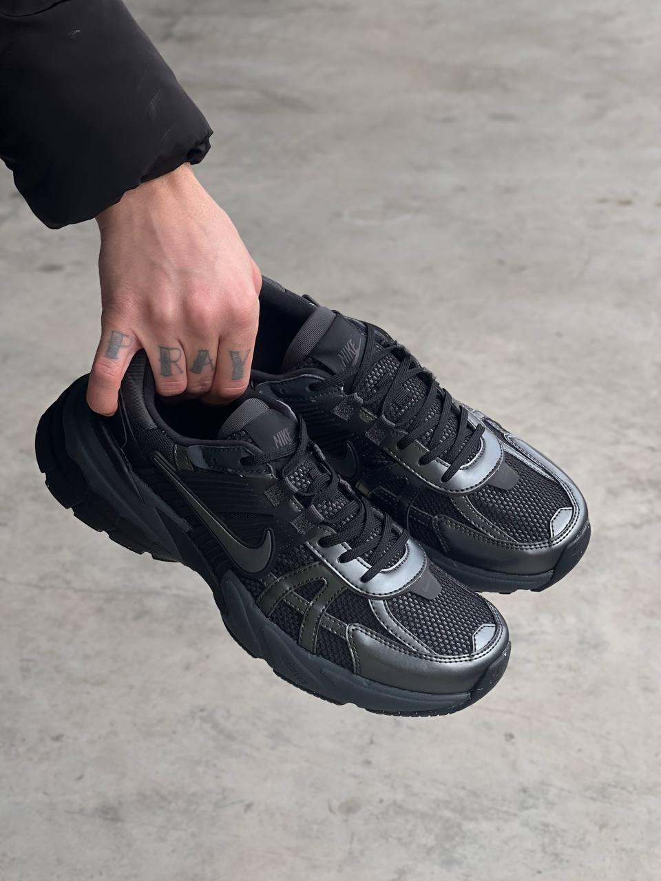 Nike Runtekk Black