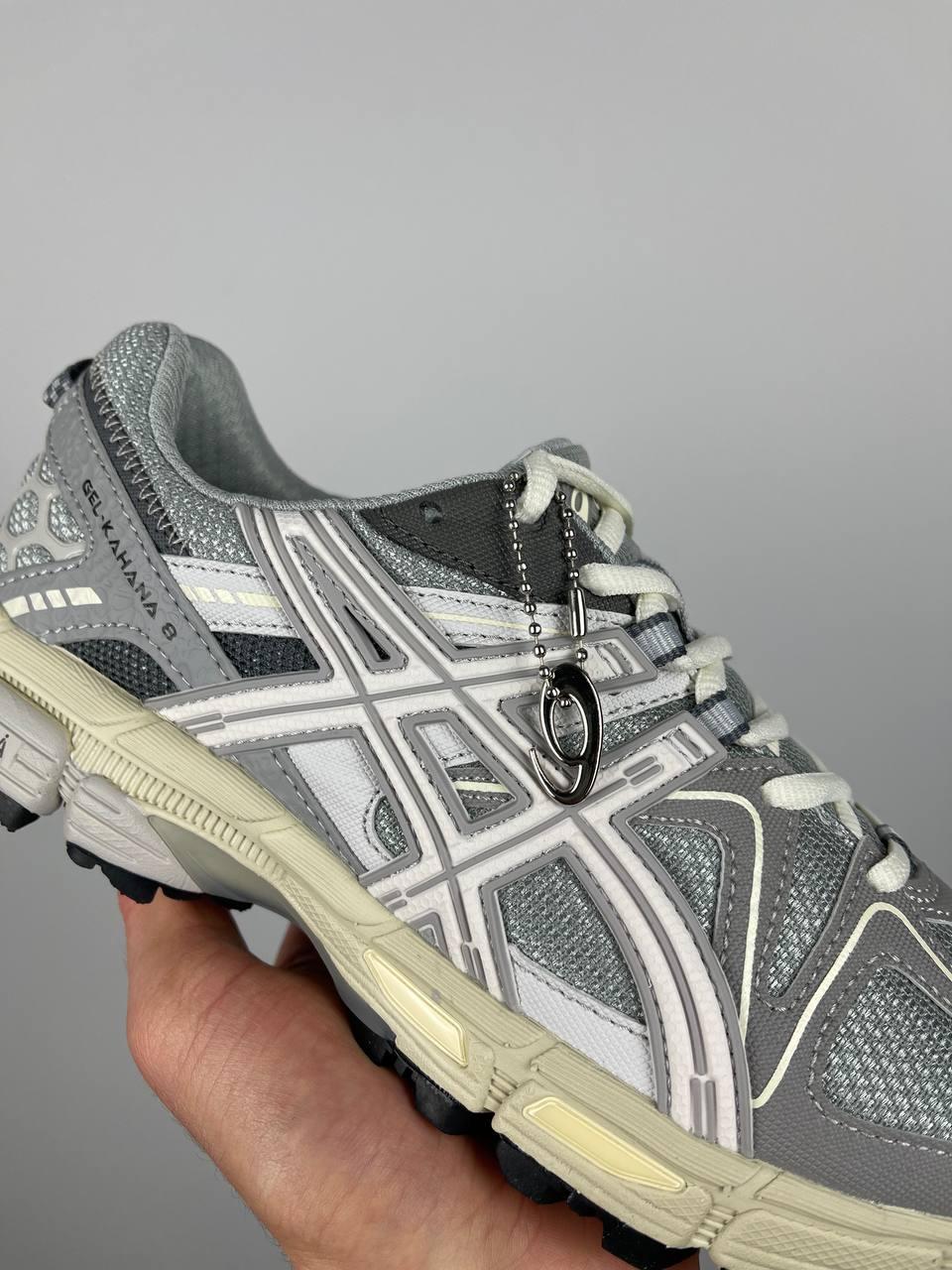 Asics Gel-Kahana 8 Grey Beige