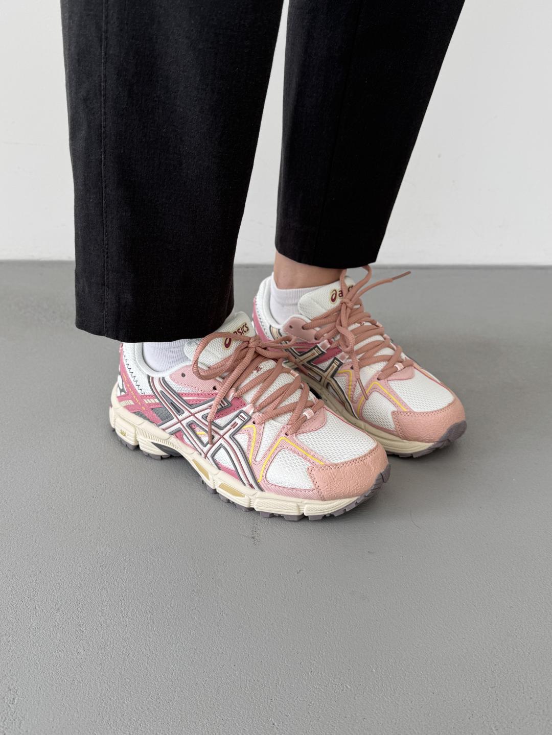 Asics Gel-Kahana 8 Beige Pink V2