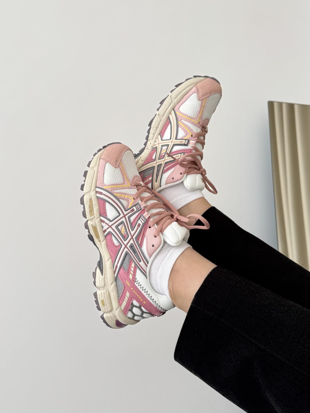 Asics Gel-Kahana 8 Beige Pink V2