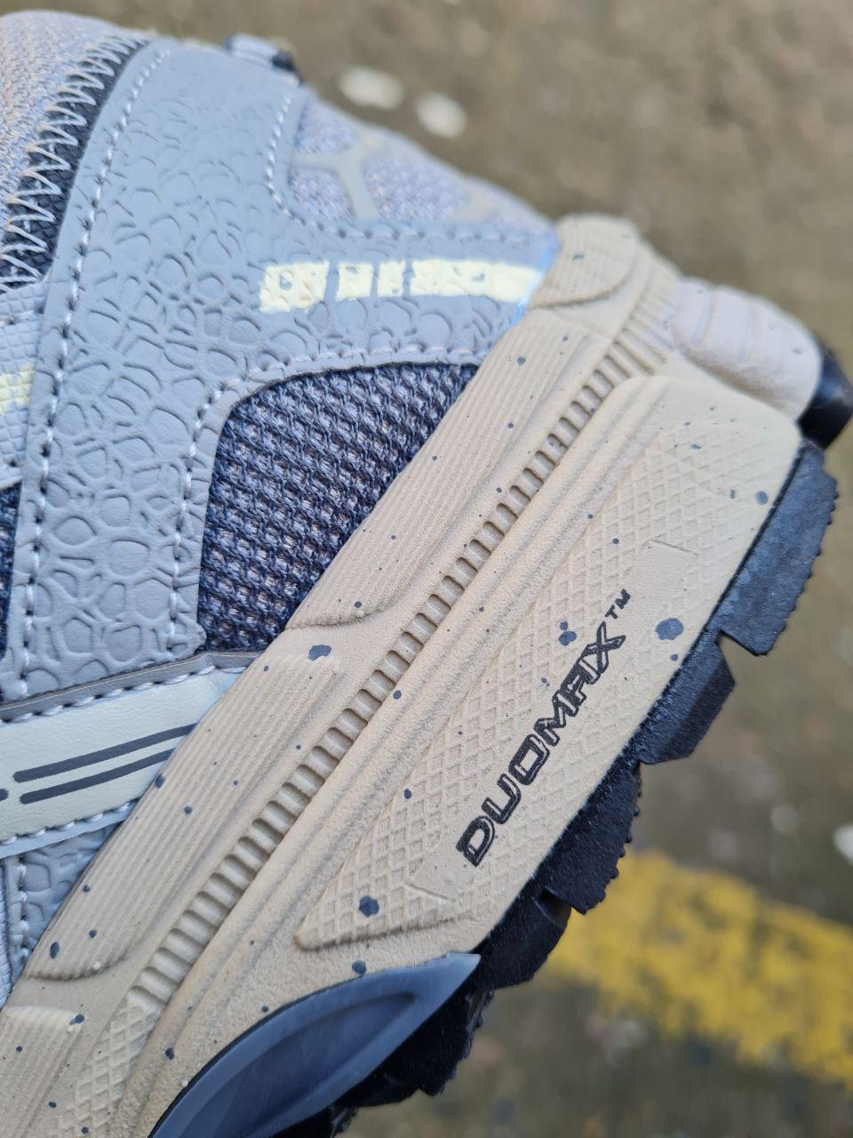 ASICS Gel-Kahana 8 Light Grey