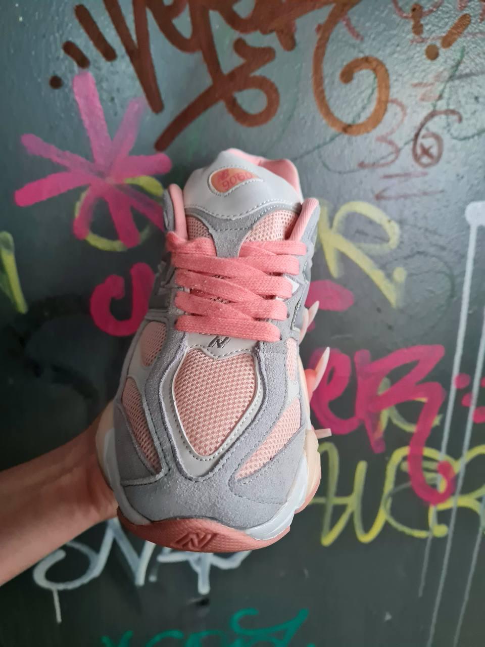 NEW BALANCE 9060 Retro Pink