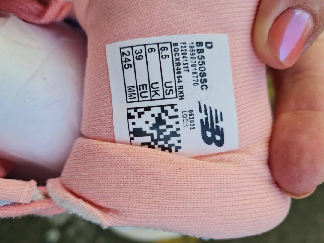NEW BALANCE 9060 Retro Pink