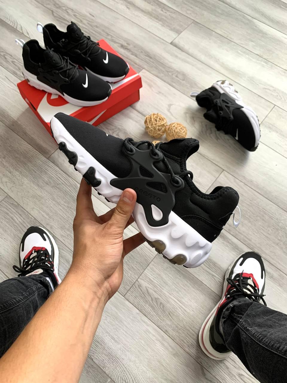 Nike Huarache React Black White