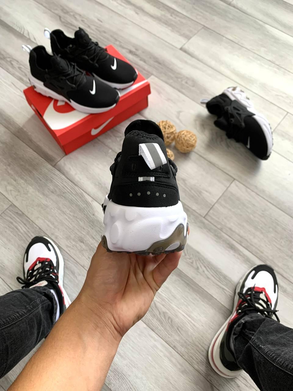 Nike Huarache React Black White