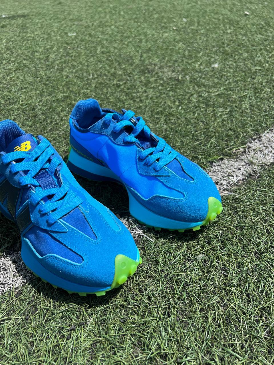 New Balance 327 Total Blue