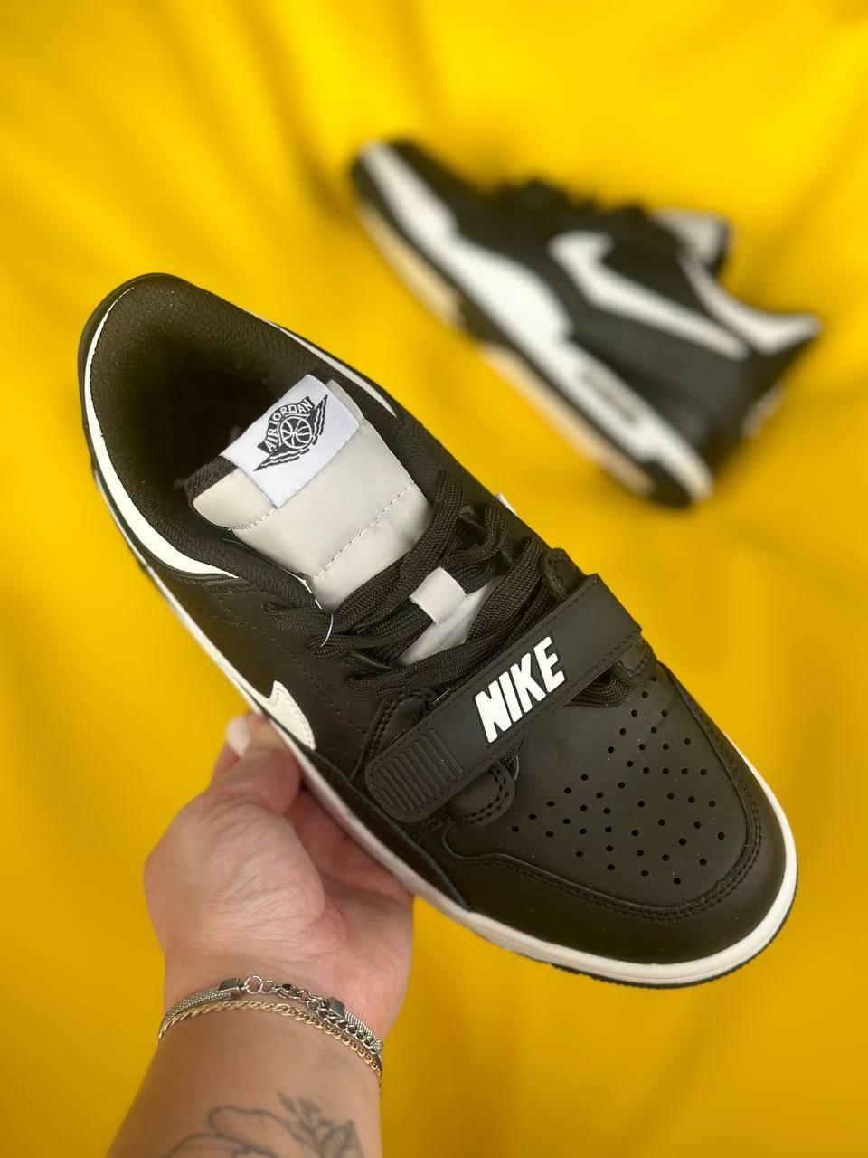 Nike Legacy 312 Low Black White
