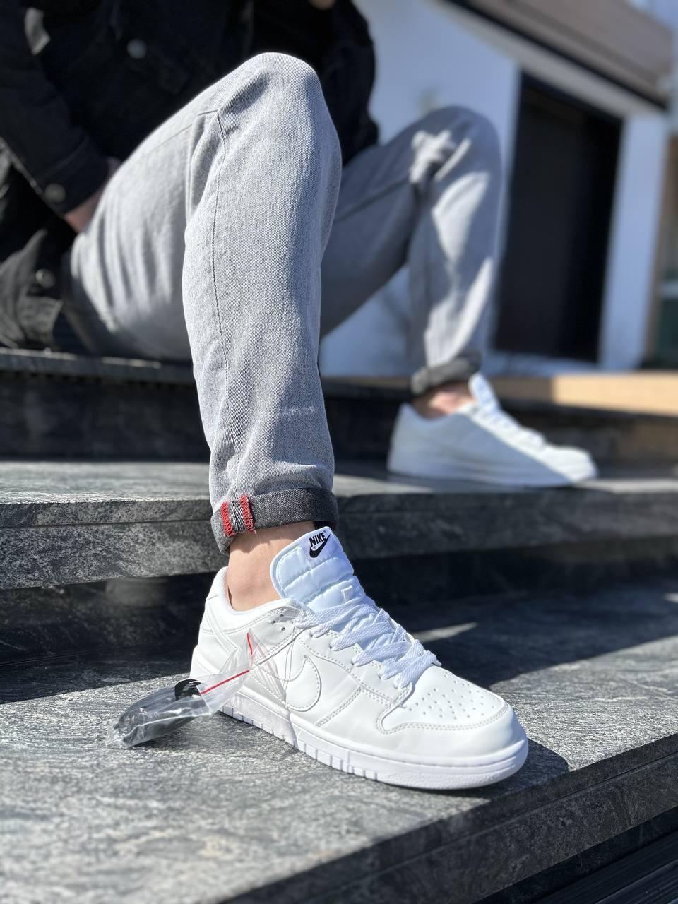 Dunk Low white