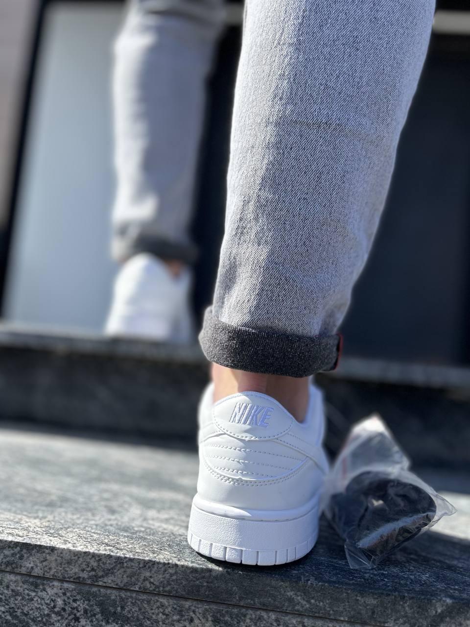 Dunk Low white