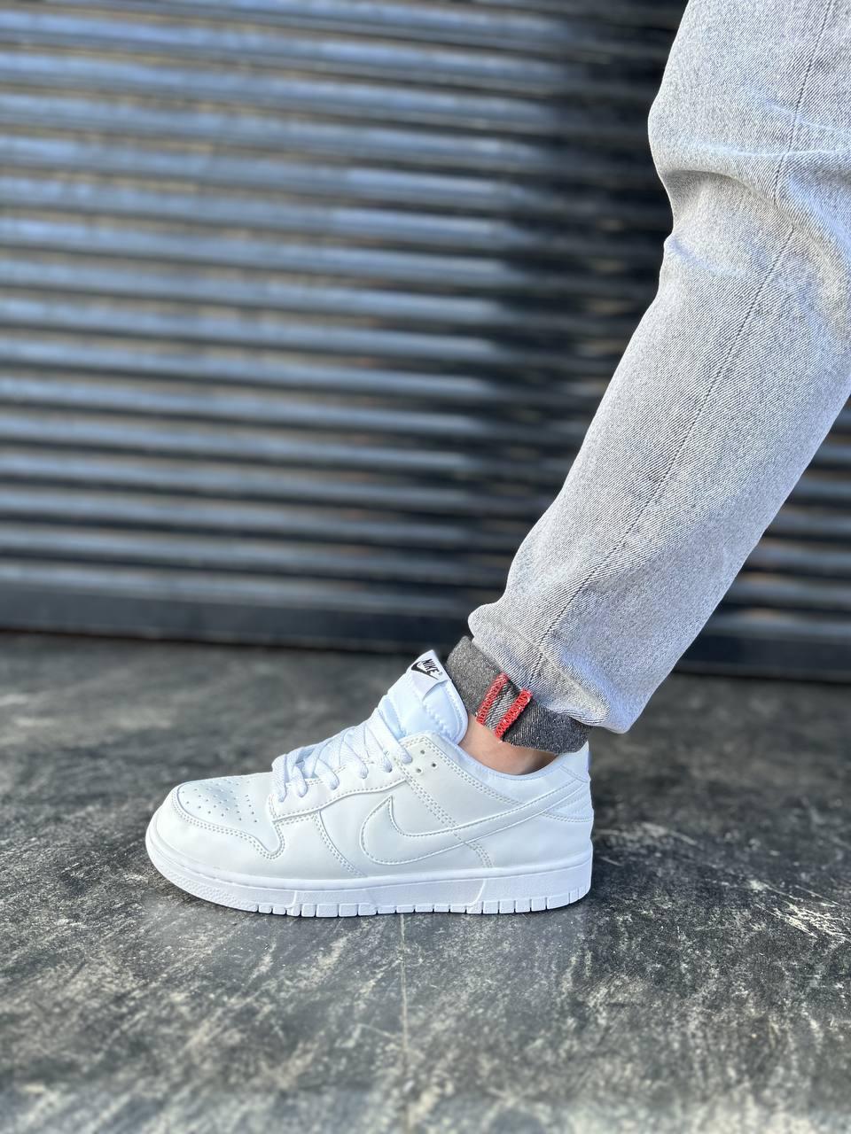 Dunk Low white