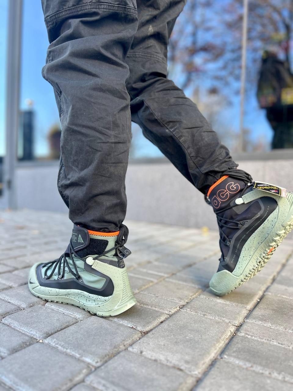 ACG Mountain Fly Gore-Tex Green Black