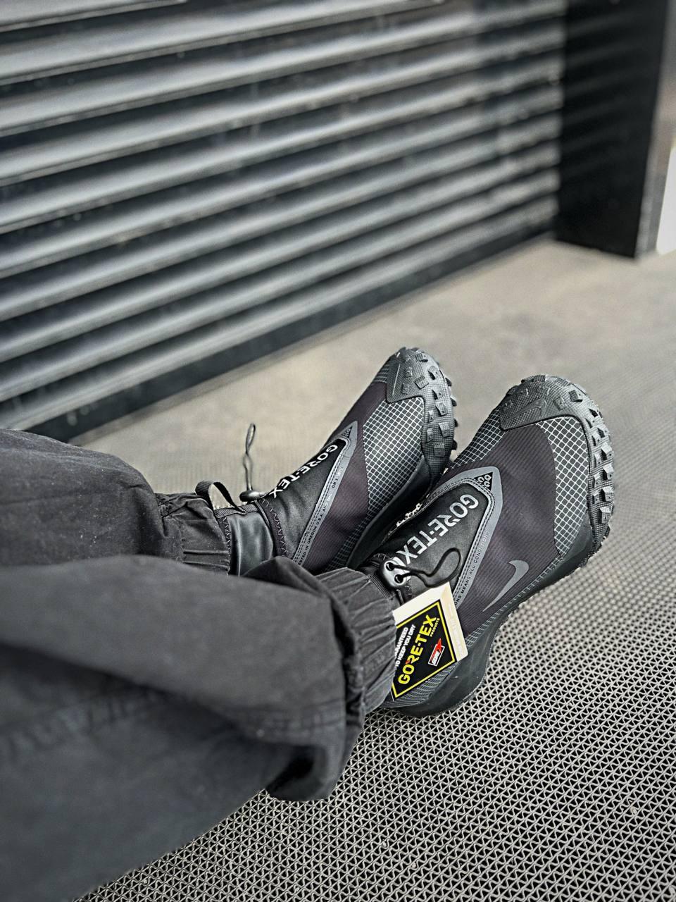 ACG Mountain Fly Gore-Tex Black