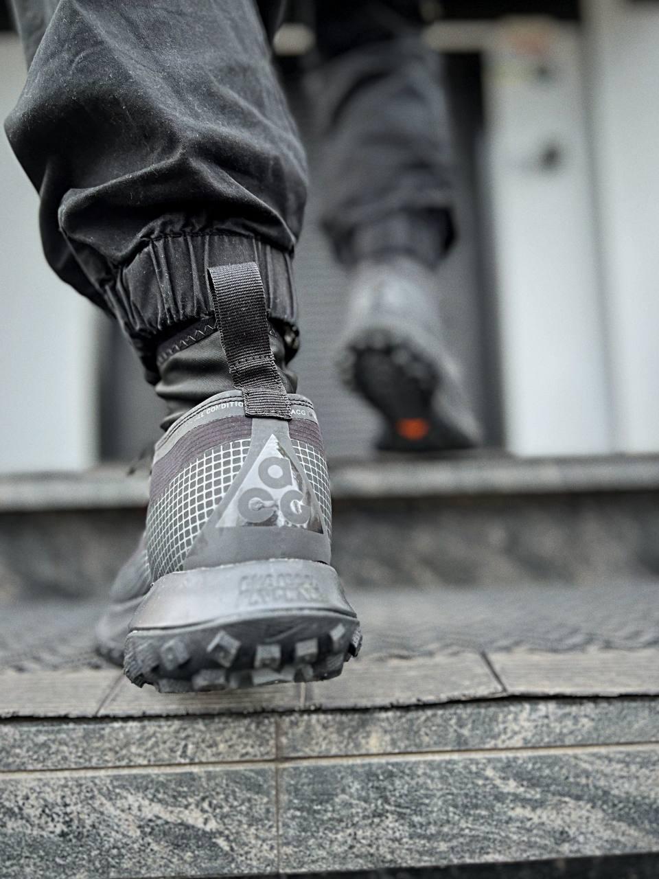 ACG Mountain Fly Gore-Tex Black