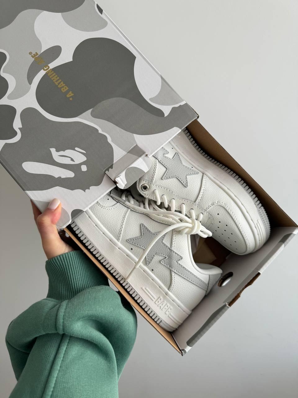 A BATHING APE BAPE STA WHITE / GREY