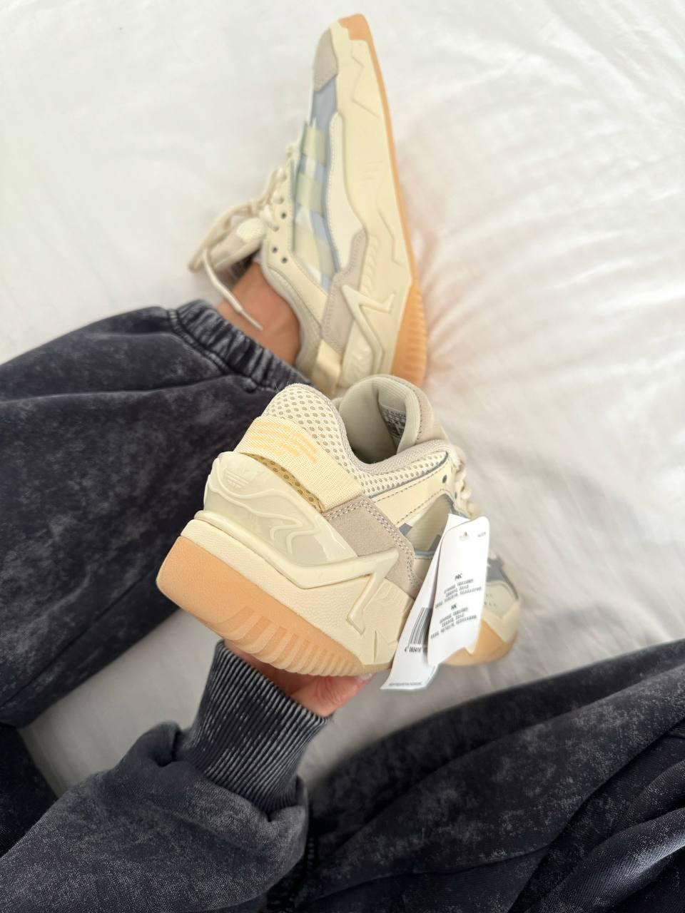 Adidas NITEBALL 2.0 LIGHT BEIGE