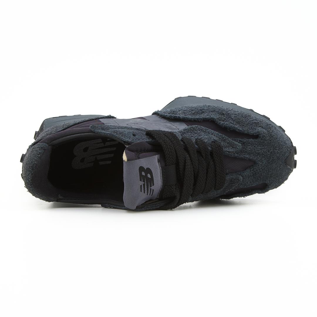 New Balance 327 Triple Black