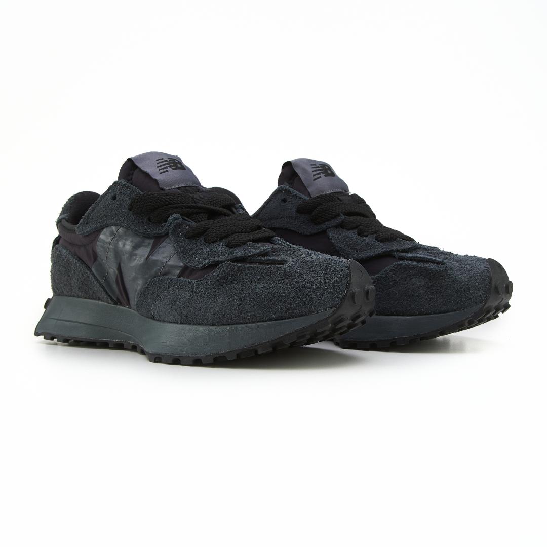 New Balance 327 Triple Black