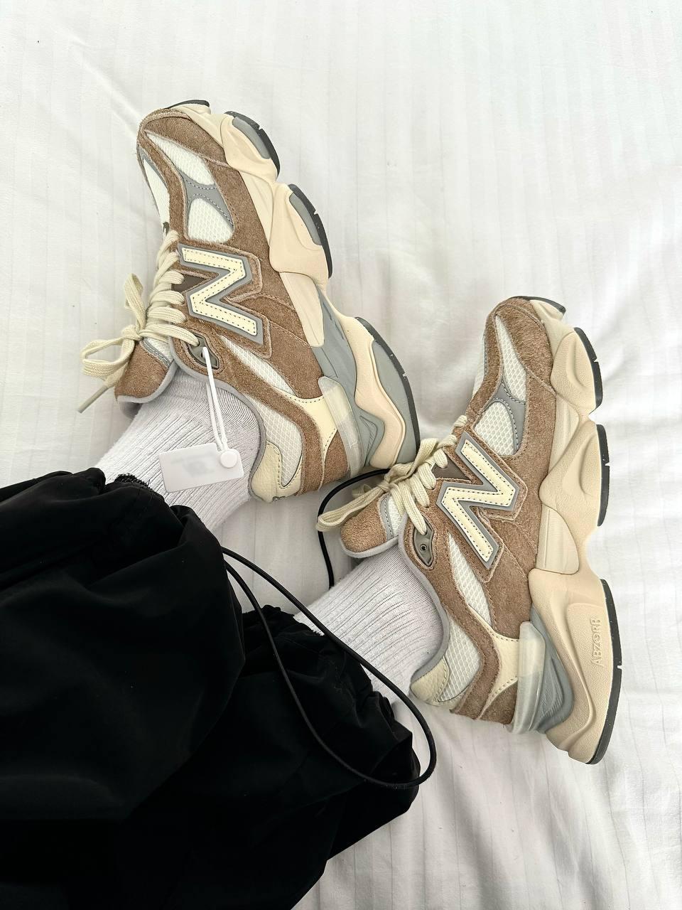 New Balance 9060 DRIFTWOOD