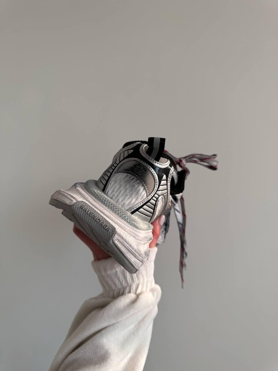 Balenciaga 3XL GREY / SILVER