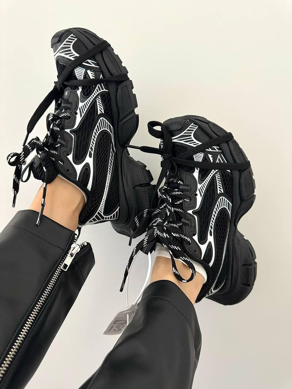 Balenciaga 3XL BLACK / WHITE