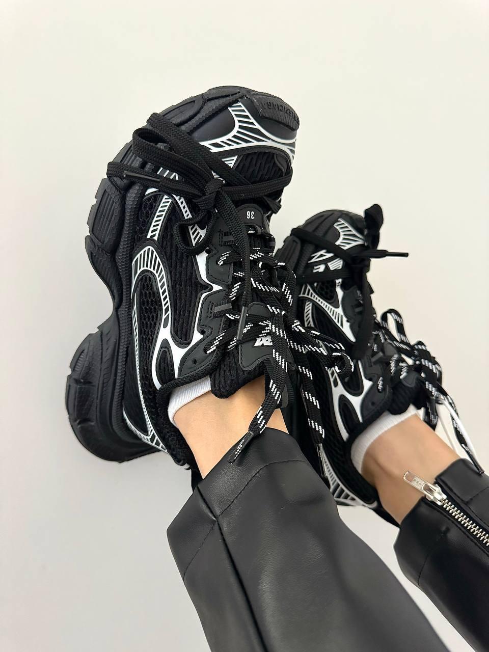 Balenciaga 3XL BLACK / WHITE