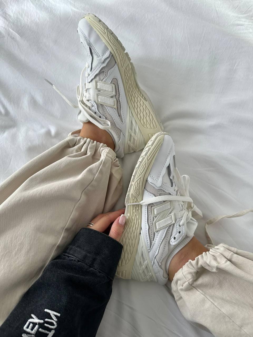 New Balance 1906 WHITE LEATHER