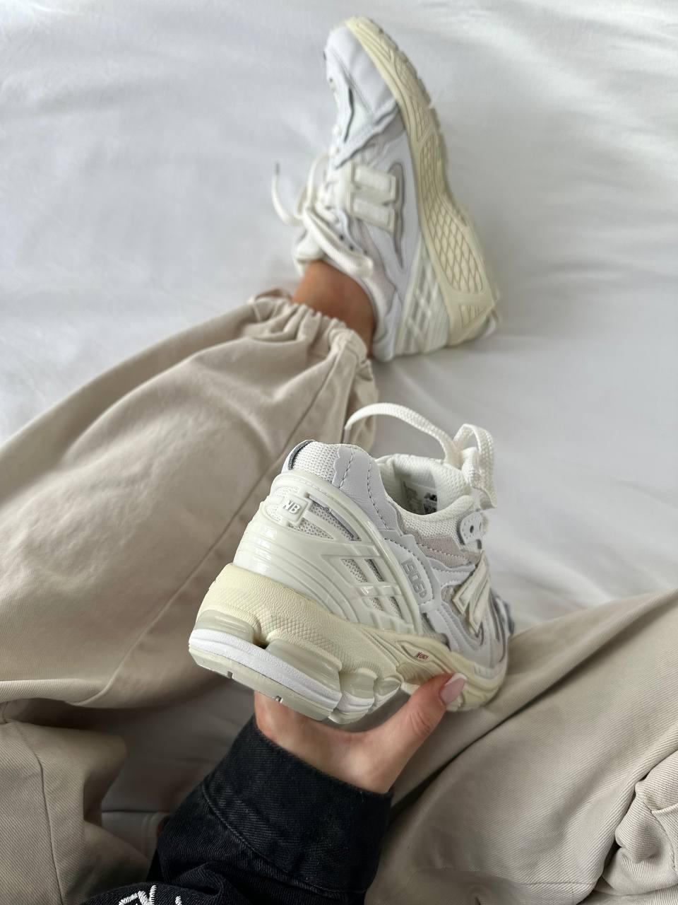 New Balance 1906 WHITE LEATHER