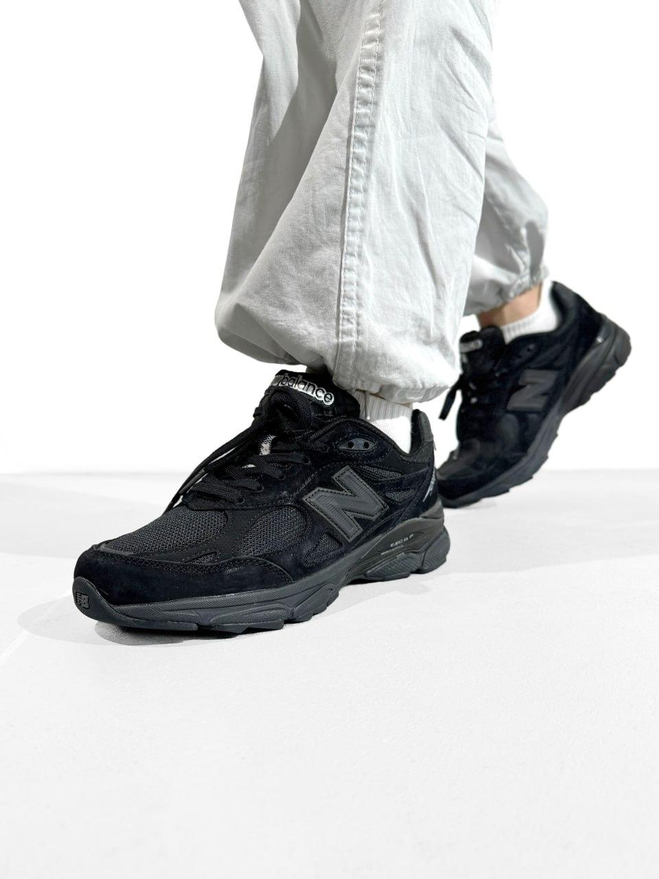 New Balance 990 Triple Black