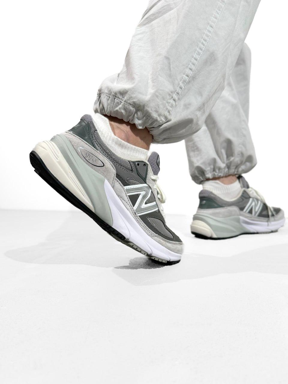New Balance 990 V6 Grey