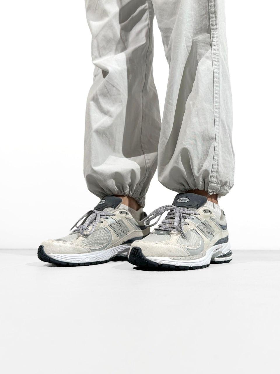 New Balance 2002R Grey V3
