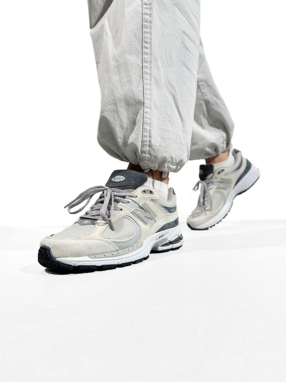 New Balance 2002R Grey V3