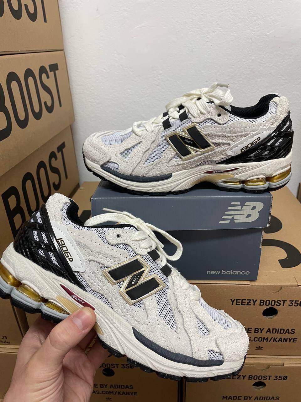 New Balance 1906D Protection Pack White