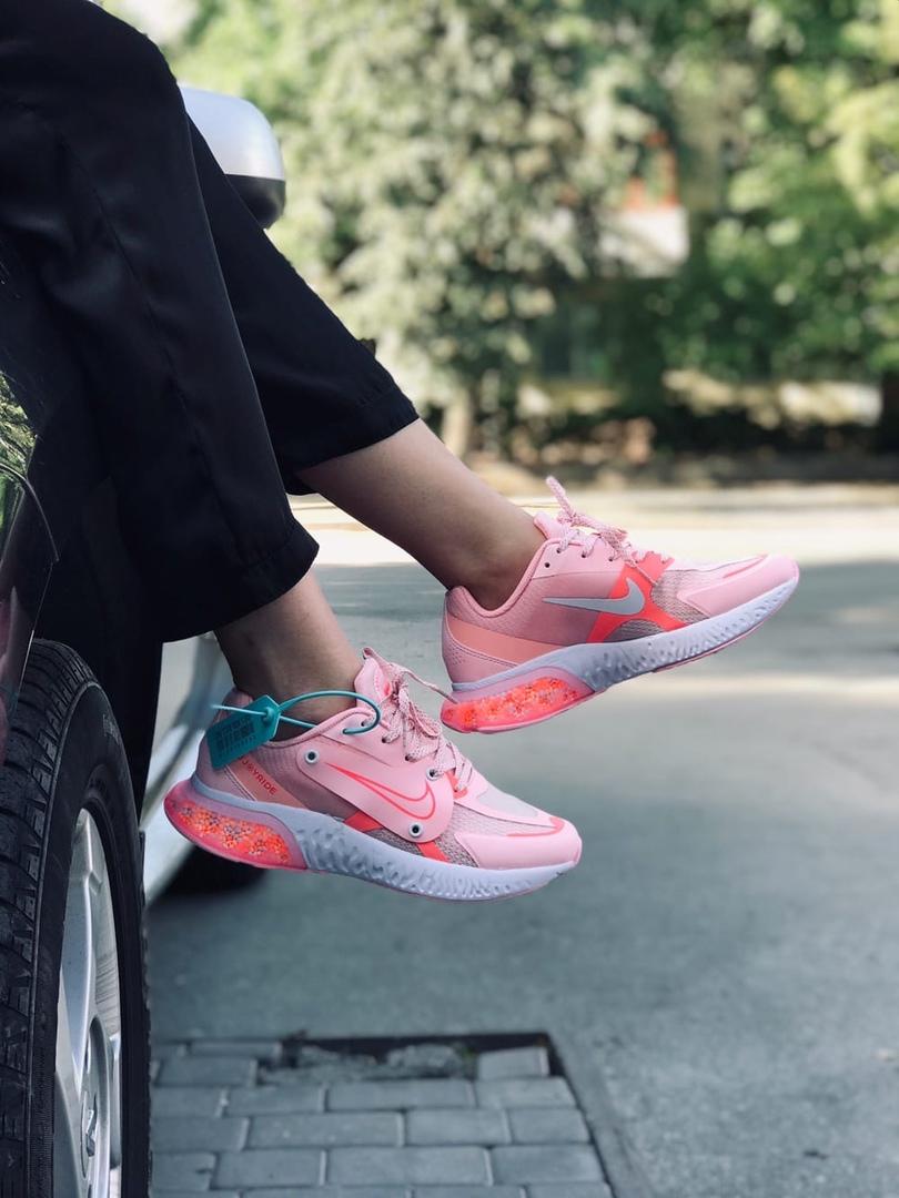 Nike Joyride RUN Pink