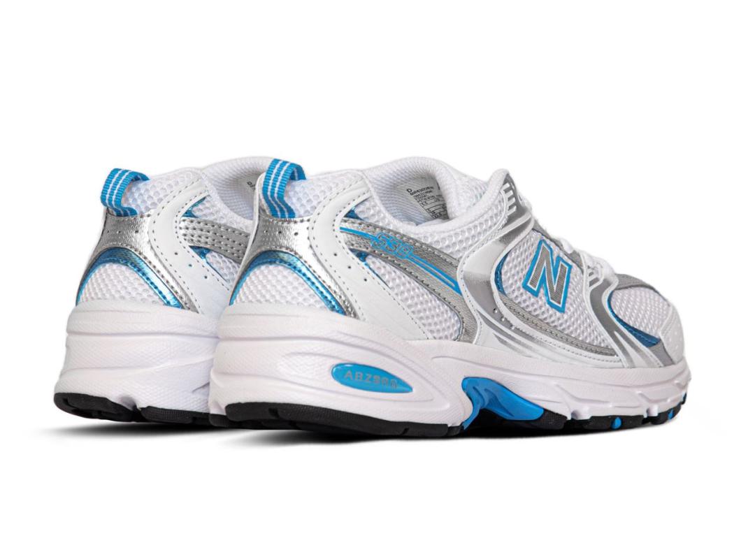 NEW BALANCE 530 WHITE CAROLINA BLUE