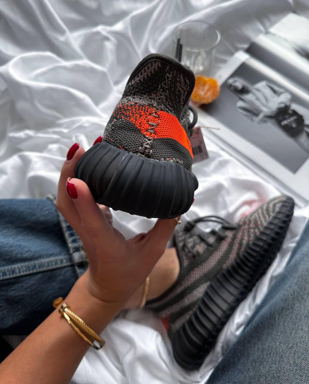 YEEZY Boost 350 V2 Carbone Beluga Reflective