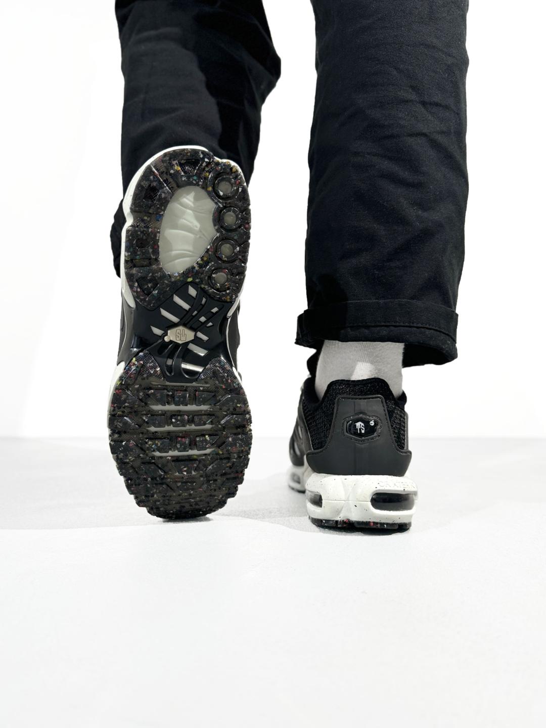 Nike Air Max TN Terrascape Plus Black White