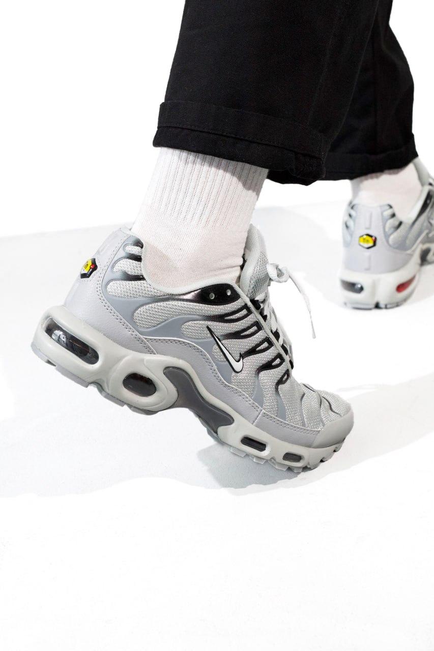 Nike Air Max TN Plus Black Gray