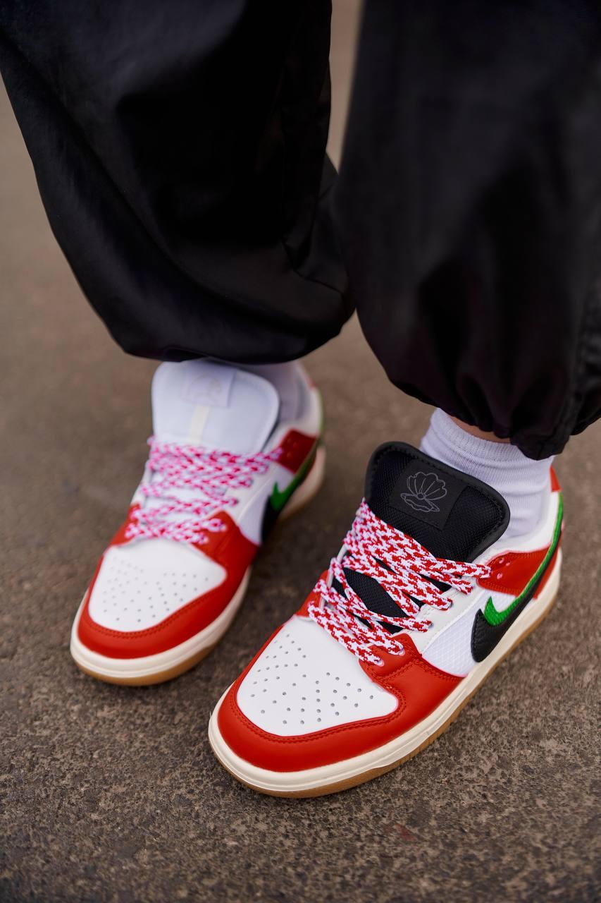 Frame Skate x Nike SB Dunk Low Habibi