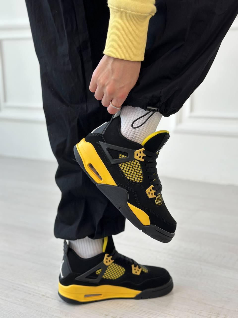 Nike Air Jordan 4 Thunder 2023