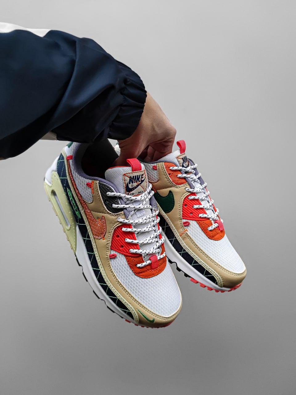 NIKE AIR MAX 90 MOUNTAINEERING