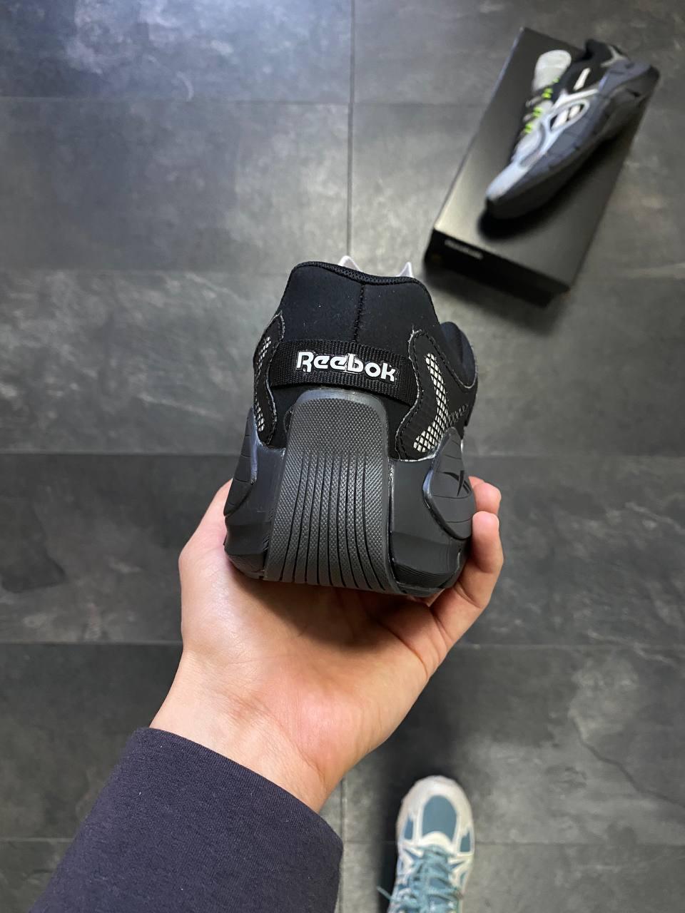Reebok Zig Kinetica Gray Black