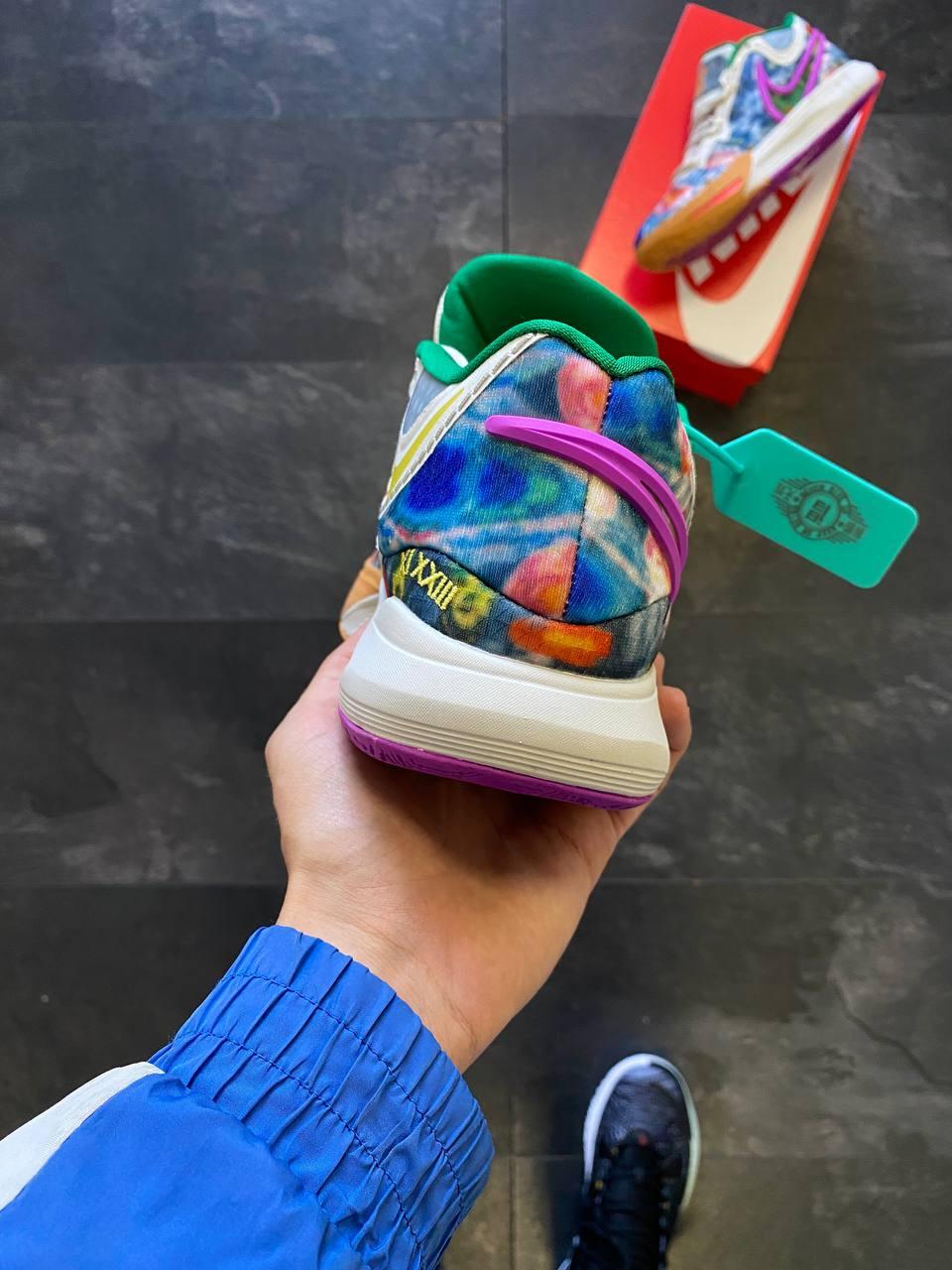 Nike Kyrie 8 Circle Of Life