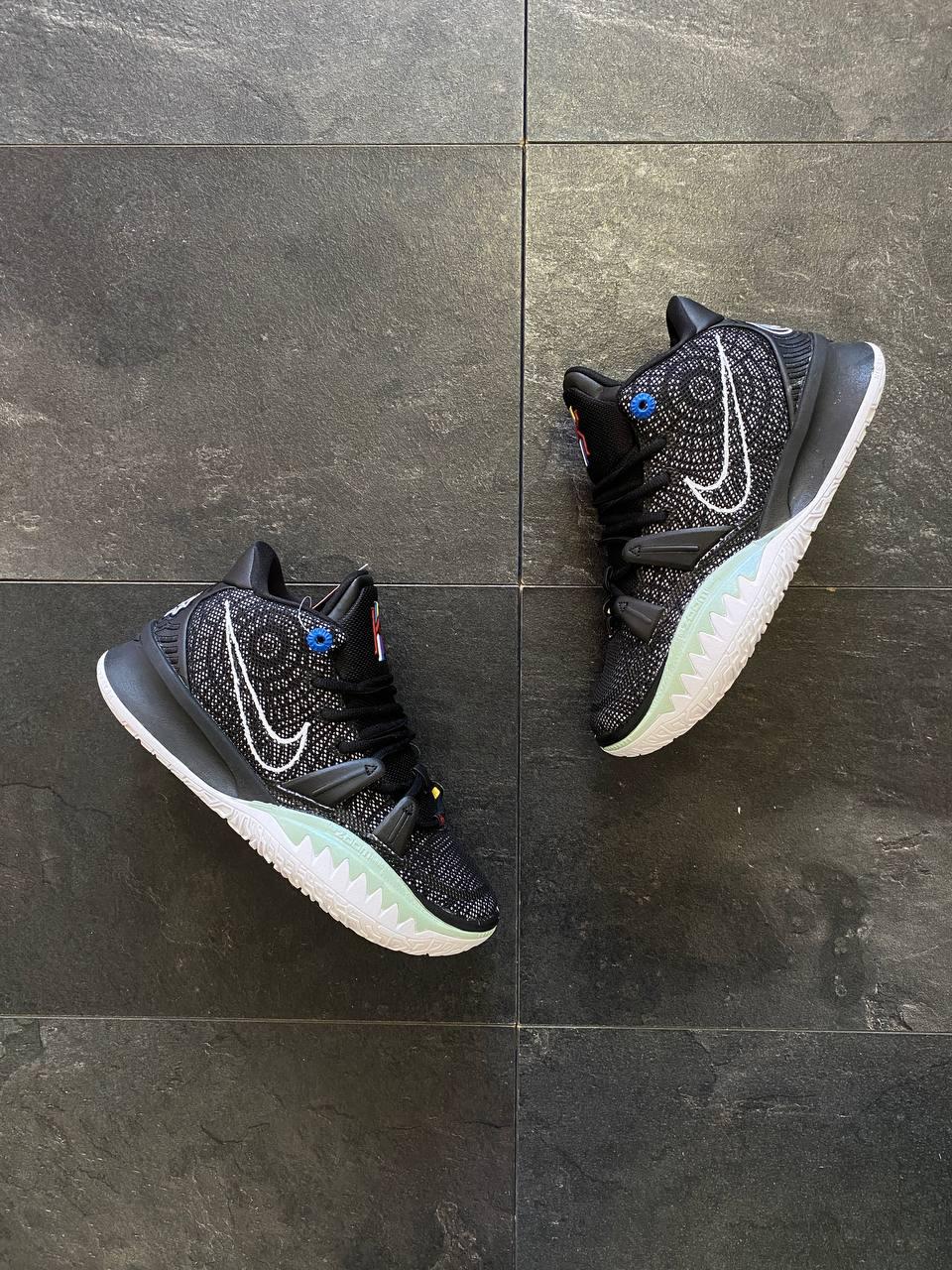 Nike Kyrie 7 Pre-Heat